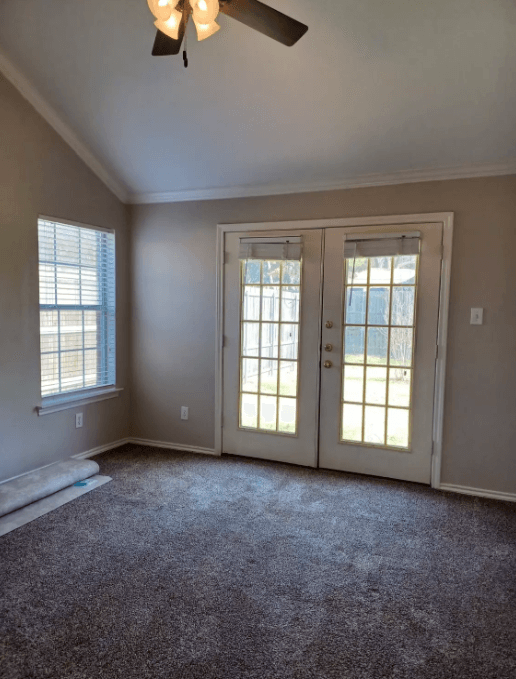4245 Rustic Dr Grapevine, TX 76051